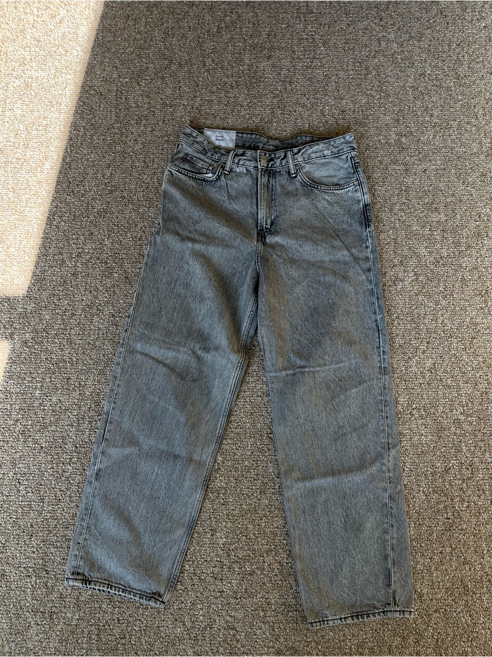 H&M Men's Relaxed Straight Jeans in Washed Gray
